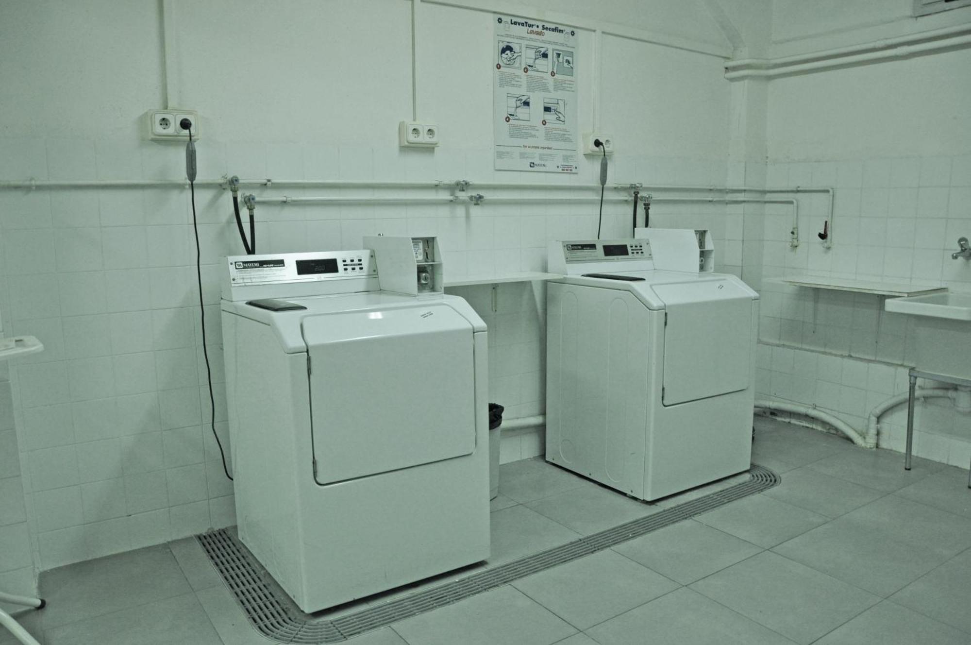 Hostel Residencia Universitaria Resa Sant Jordi